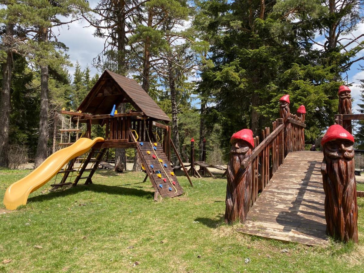 Borovets Hills Apartments - Evergreen Suite Екстер'єр фото